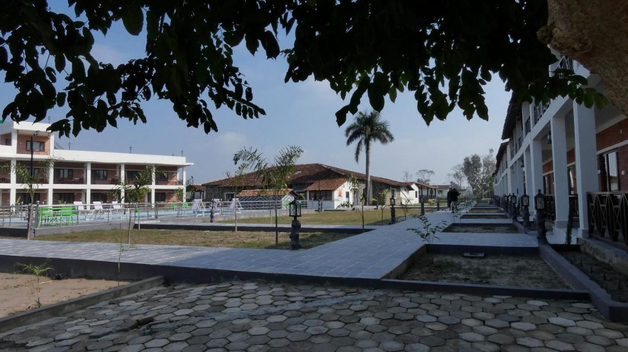 Bardiya Babai Resort Pvt Ltd מראה חיצוני תמונה