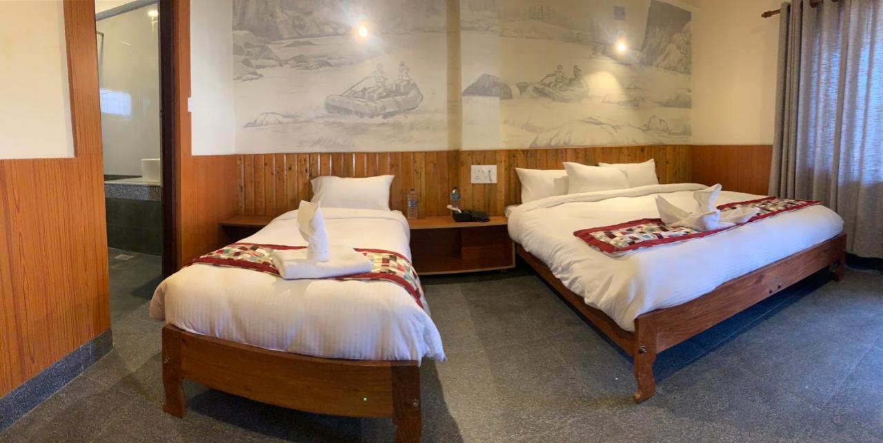 Bardiya Babai Resort Pvt Ltd מראה חיצוני תמונה